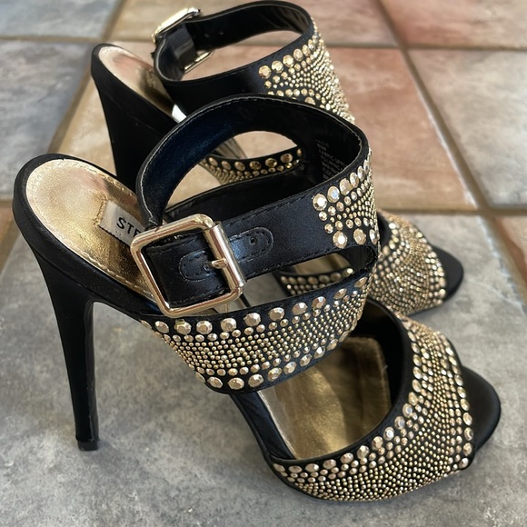 Steve Madden Haile Heeled Gold Studded Sandals 8.5 - Picture 8 of 9